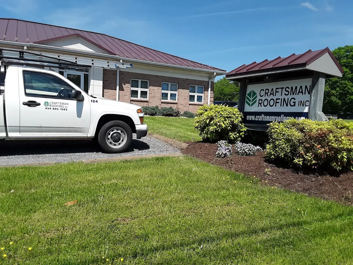 Quality Gutter & Downspout Repair by experienced craftsmen in Surrey Woods